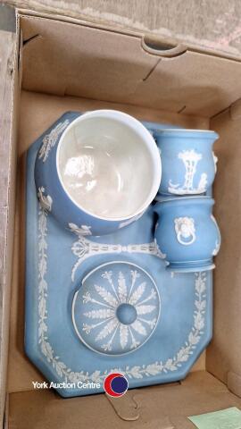 Early Wedgewood tray and 3 x pots