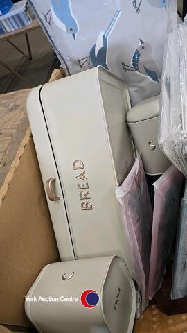 Box of assorted household