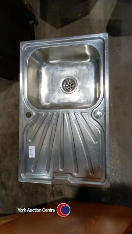 Stainless Steel Sink with Drainer