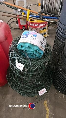 Quantity of green plastic coated wire lawn edging