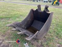JCB 3C rear bucket