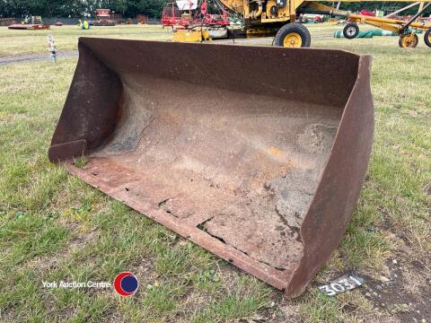 JCB Compact front loader bucket