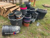 Plant pots, various sizes - 3