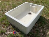 Belfast sink, 600mm x 450 x 200, gc - 3