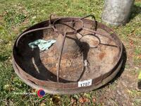 Pig trough planter - 3