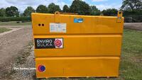 Western 2000L fuel tank, with electric and hand pump
