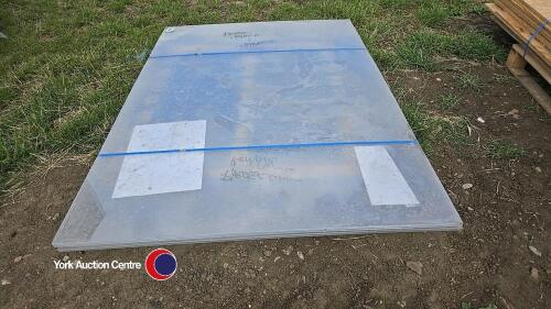 7 x 6ft x 4ft perspex sheets