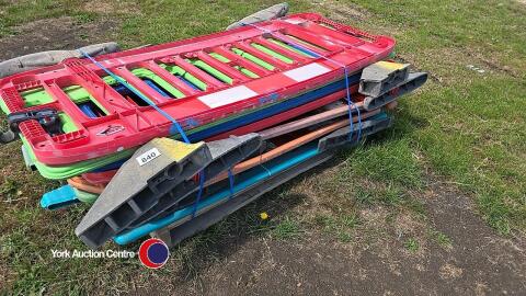 8 x plastic pedestrian barriers
