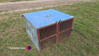 Heavy duty shooting dog box with twin partitions - 3