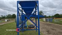 Coal/Briquette bagging hopper c/w shaking grate - 3