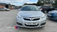 2007 Vauxhall Vectra Exclusiv 1.9 CDTI - YE57 RNZ - diesel - 1 keeper from new - HPi clear - MOT 2.4.26 - 142138 miles - V5 in office - 7