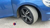 2017 Blue Volvo V40 R Design Pro D2,6. Good runner or for parts - KY17 SFZ - diesel - 5 former keepers - CAT N - MOT 5.3.26 - 102734 miles - V5 in office- May '25 service identified Front OSF spring and SRS need attention. Cosmetic scrape on rear OS. May - 12