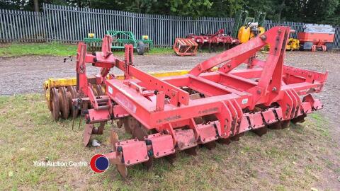 Pottinger Terradisc 3000 3m cultivator