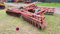 Massey Ferguson 520 4m disc harrows - 3