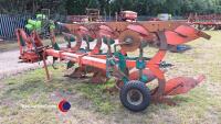 Kverneland 4F auto reset reversible plough - 3