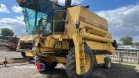 New Holland TX34 combine harvester c/w 15ft cut, 3900hrs. L27 VAG straight from farm