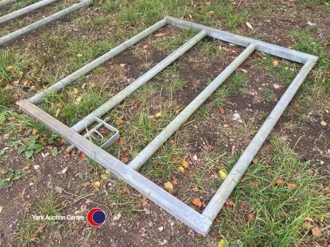 Galvanised heavy duty 4ft6in gate