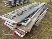 6 x galvanised 2.9m wide pig gates - 2