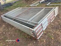 8 x galvanised interlocking partitions, 10ft x 5 ft each - 4