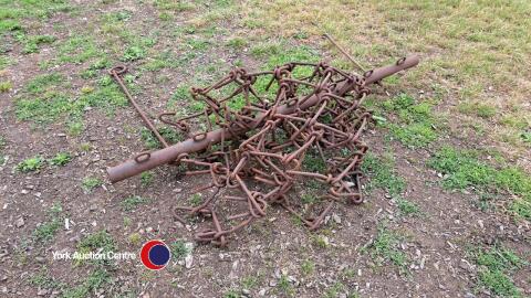 Set small chain harrows