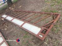 15ft cattle feed barrier - 2