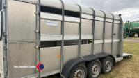 Ifor Williams TA510 tri axle livestock trailer c/w fold down front flap - 8