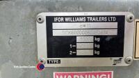 Ifor Williams TA5G-10 livestock trailer with partition, excellent condition - 7