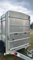 Ifor Williams TA5G-10 livestock trailer with partition, excellent condition - 8