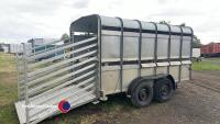 Ifor Williams cattle trailer, 12 x 6 with gate divider, brakes need attention - 5