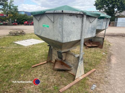 Peter allen pig feeder