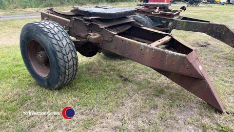 Artic trailer dolly