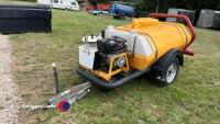 Towable water bowser with pump and Honda diesel engine - 2