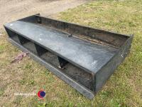 Pig feeder - 3