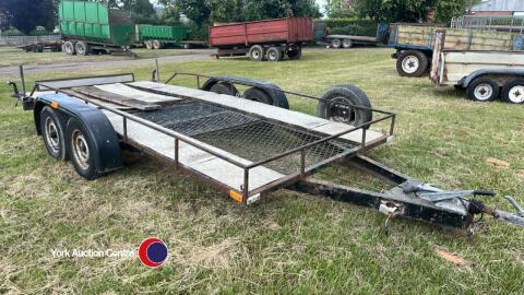 Twin axle car trailer