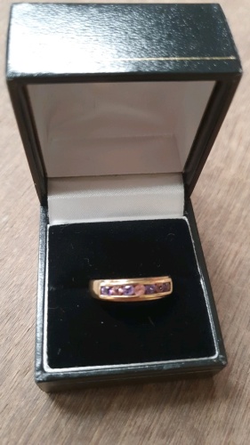 9ct hallmarked amethyst and pink topaz ring