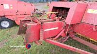 New Holland 276 baler - 3