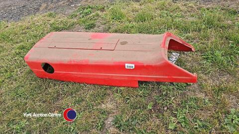 Massey Ferguson bonnet