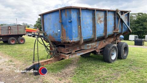 Double axle hi-tip tipping trailer