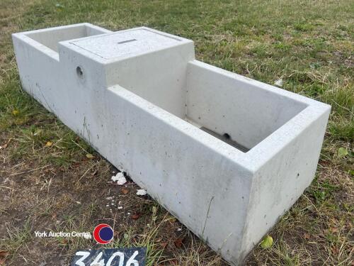 Concrete drinker