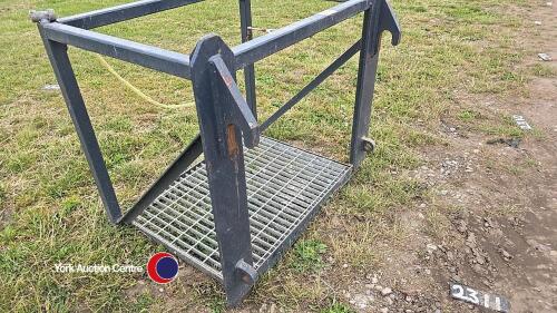 JCB attachment. Q-Fit brackets.