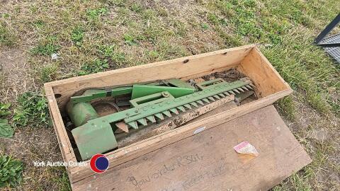 John Deere combine side knife