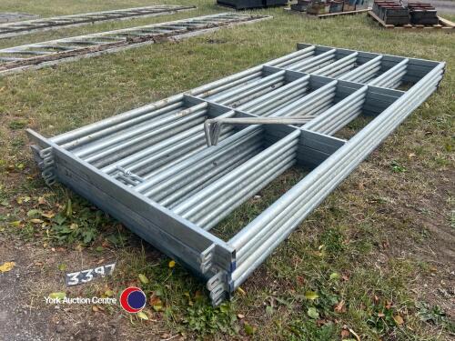 5 x cattle hurdles with pins