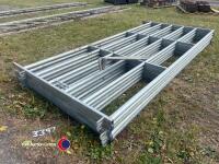 5 x cattle hurdles with pins