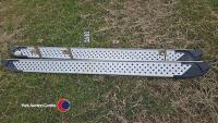 Pair of side steps suit 4 x 4 pick up - 2