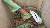 Quantity of John Deere baler spares - 2