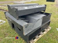 5 x plastic pig troughs - 2