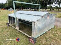 Ritchie lamb creep feeder - 3