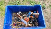 Box of clamps - 3