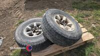 2 x Vehicle alloy wheels, 265/70 R15