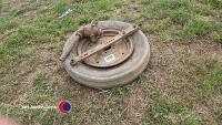 Grey Ferguson axle, wheel and link - 3